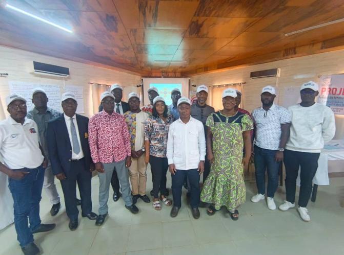 Côte d'Ivoire – Projet Passerelles : 29 prestataires  renforcent leurs compétences en soins aux bénéfices des jeunes